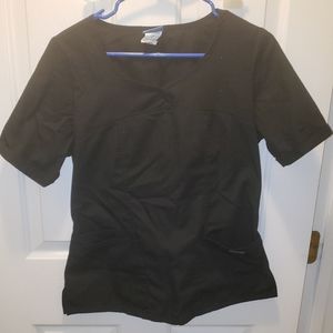Cherokee scrub top